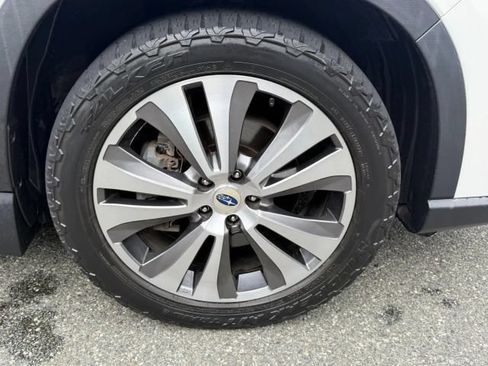 Used 2020 Subaru Ascent Limited w/ Technology Package AWD/4WD image 9