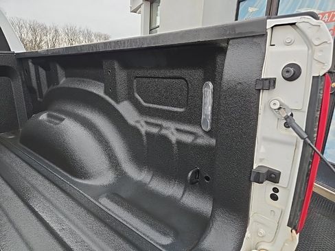 Used 2022 RAM 1500 Big Horn AWD/4WD image 25