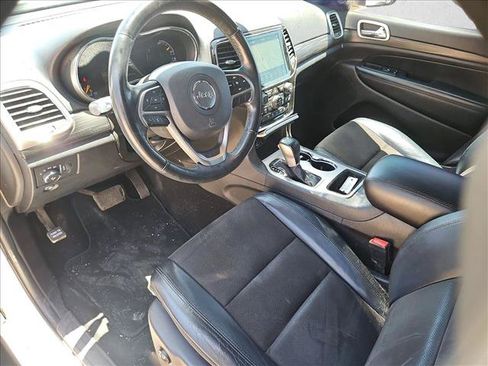Used 2021 Jeep Grand Cherokee Laredo X AWD/4WD image 11