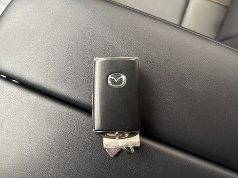 Used 2025 MAZDA CX-90 3.3 Turbo w/ Select Package image 34