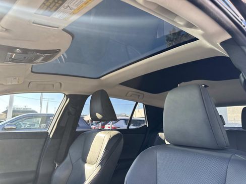 Used 2023 Lexus RZ 450e Premium image 16