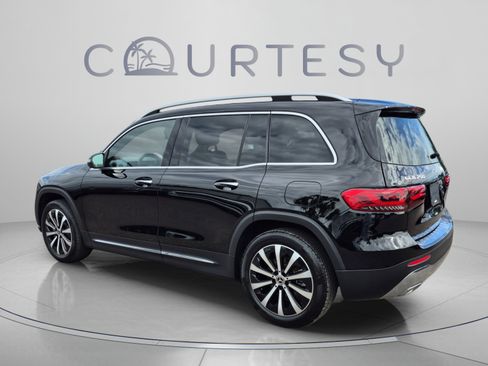 Used 2023 Mercedes-Benz GLB 250 image 5