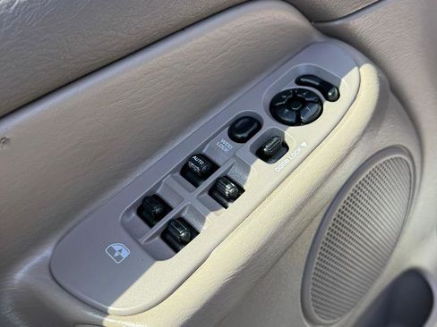 Used 2004 Dodge Ram 1500 Truck SLT w/ Quad Cab Value Group RWD image 14