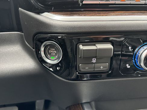 New 2026 GMC Sierra 1500 Elevation w/ Preferred Package image 24