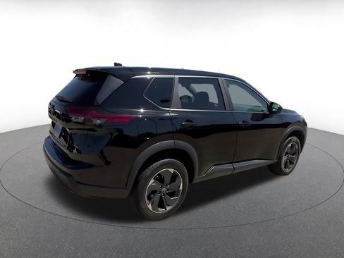 Used 2025 Nissan Rogue SV FWD image 14