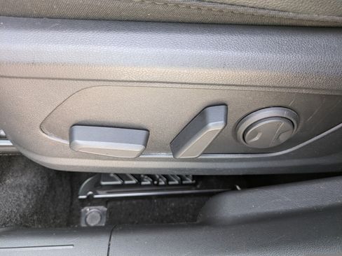 Certified 2022 Hyundai Tucson Limited w/ Cargo Package AWD/4WD image 19