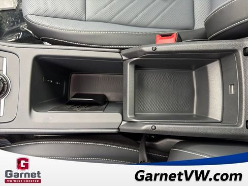 New 2026 Volkswagen Tiguan SE R-Line image 18