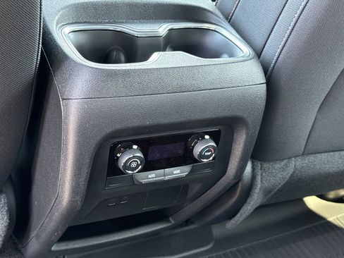 New 2026 Chevrolet Traverse LT w/ Sun and Wheel Package FWD image 15
