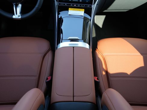 New 2026 Mercedes-Benz GLC 300 4MATIC image 27