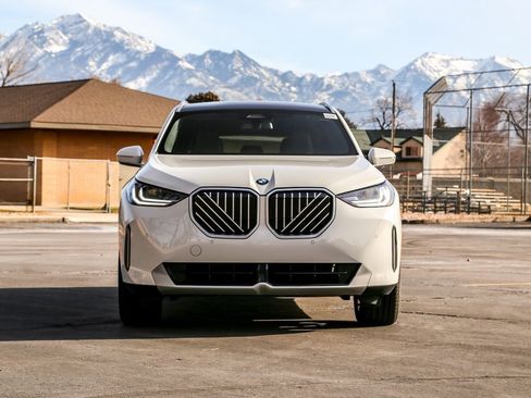 Used 2026 BMW X3 xDrive30 w/ Convenience Package image 8