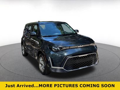 Used 2025 Kia Soul LX w/ LX Technology Package