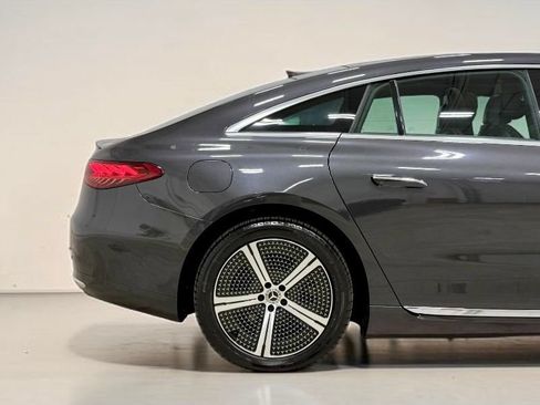 Used 2023 Mercedes-Benz EQS 450+ Sedan image 11