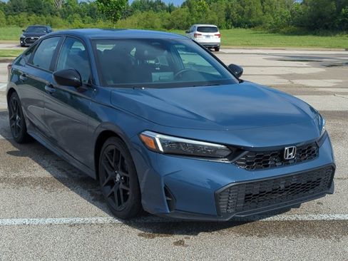 Used 2026 Honda Civic Sport image 3