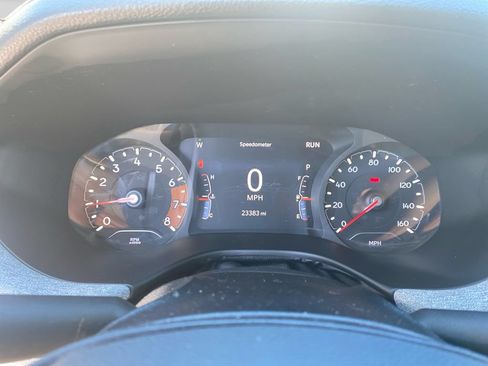 Used 2024 Jeep Compass Latitude w/ Convenience Group AWD/4WD image 20