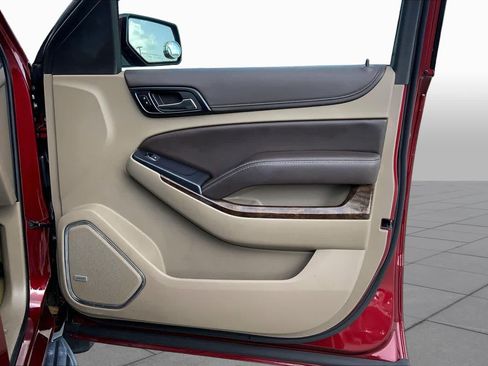 Used 2016 Chevrolet Tahoe LT RWD image 22
