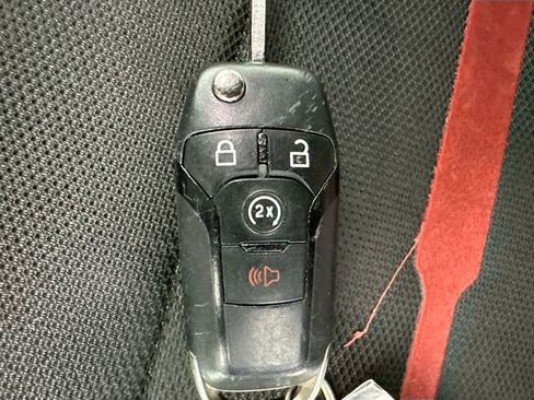 Used 2017 Ford F150 XLT w/ Equipment Group 302A Luxury AWD/4WD image 17