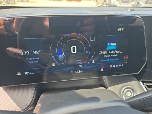 Used 2025 Chevrolet Equinox LT FWD image 21