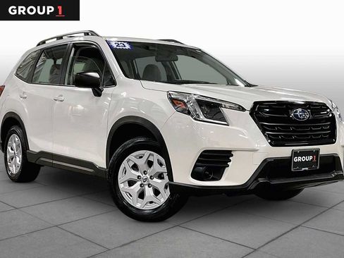 Certified 2023 Subaru Forester AWD/4WD image 3