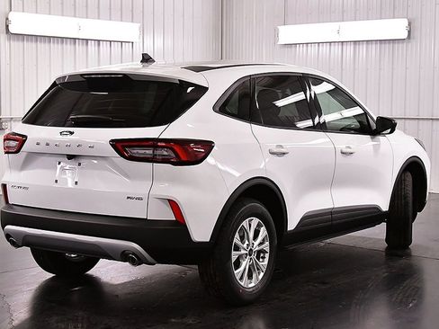 New 2025 Ford Escape Active w/ Cold Weather Package image 7