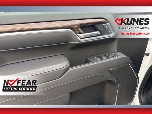 Used 2025 Chevrolet Silverado 1500 LT image 20