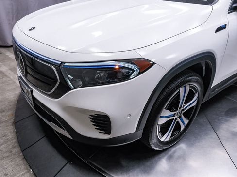 Certified 2022 Mercedes-Benz EQB 300 4MATIC image 12