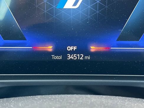 Used 2023 BMW i4 eDrive35 image 30