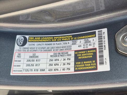 Used 2025 Volkswagen Jetta SE FWD image 26