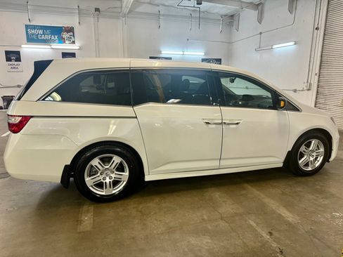 Used 2012 Honda Odyssey Touring image 4