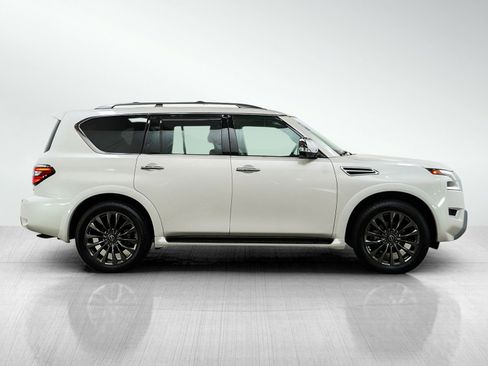 Used 2024 Nissan Armada Platinum w/ Cargo Package AWD/4WD image 6