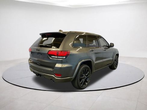 Certified 2021 Jeep Grand Cherokee Laredo X AWD/4WD image 7