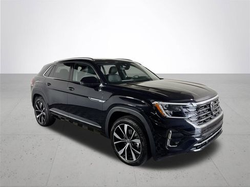 New 2026 Volkswagen Atlas Cross Sport SEL Premium R-Line AWD/4WD image 4