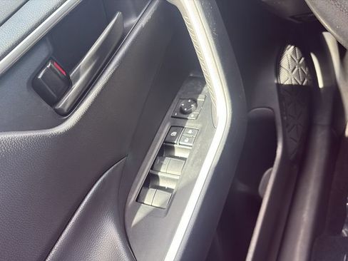 Used 2024 Toyota RAV4 LE FWD image 18
