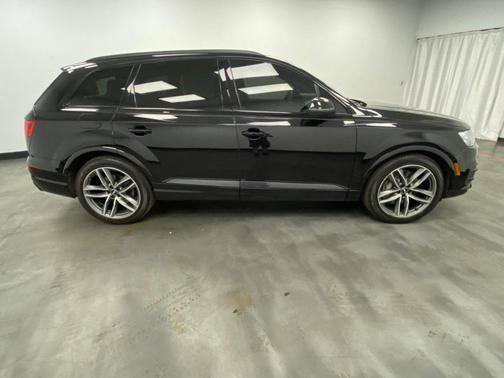 Used 2018 Audi Q7 3.0T Prestige w/ Prestige Package AWD/4WD image 8