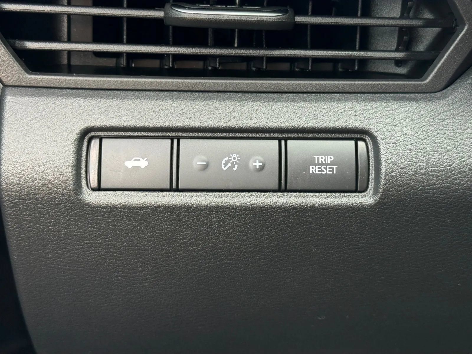Used 2021 Nissan Altima 2.5 SV FWD image 38