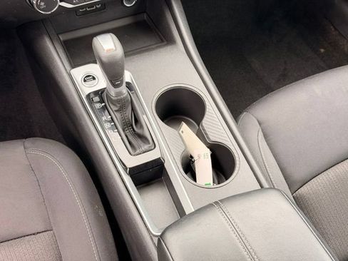Used 2025 Nissan Altima 2.5 SV FWD image 15