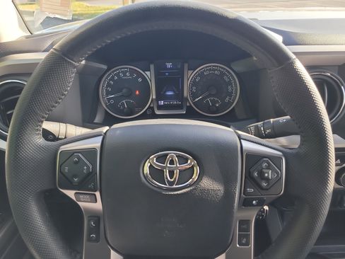 Certified 2023 Toyota Tacoma SR5 image 29