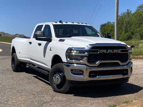 New 2026 RAM 3500 Tradesman image 31