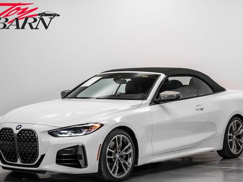 Used 2021 BMW M440i Convertible w/ Premium Package image 9
