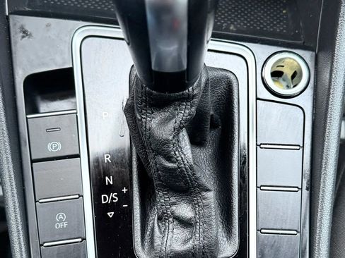 Used 2019 Volkswagen Jetta S w/ Driver Assistance Package FWD image 19