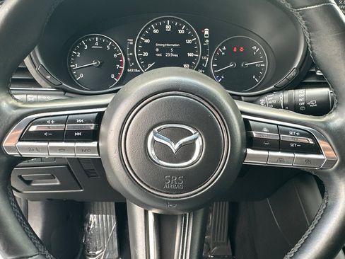 Used 2021 MAZDA MAZDA3 Hatchback w/Premium Plus Pkg image 22