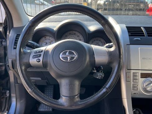 Used 2010 Scion tC image 10