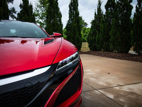 Used 2017 Acura NSX AWD/4WD image 6