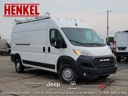 Used 2025 RAM ProMaster 2500 w/ Convenience Group FWD image 1