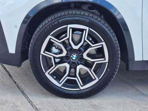 Certified 2025 BMW X1 xDrive28i w/ Technology Package image 11