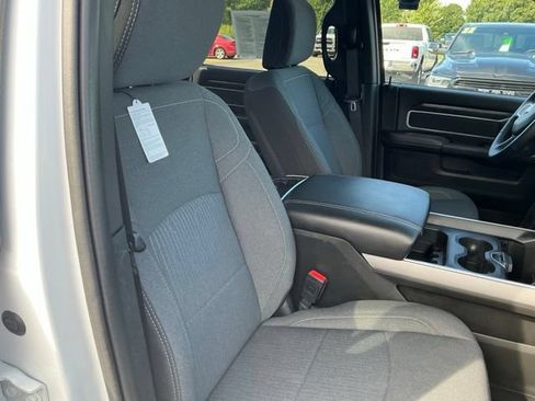 Used 2024 RAM 2500 Big Horn w/ Sport Appearance Package AWD/4WD image 23