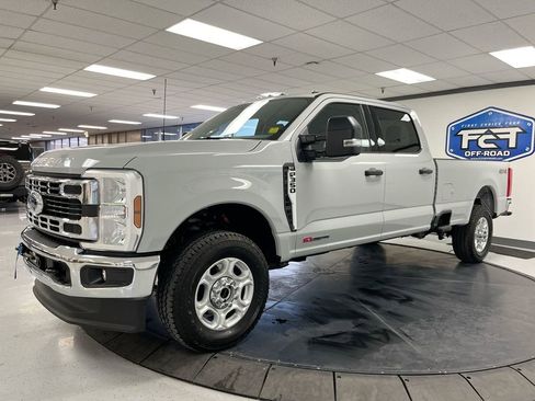 New 2026 Ford F350 XLT image 4