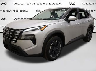 Used 2024 Nissan Rogue SV video 1