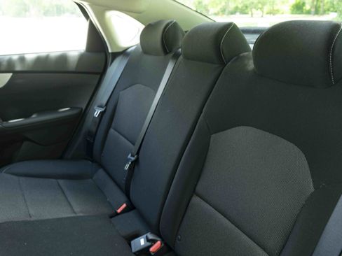 Used 2024 Kia Forte LXS FWD image 18