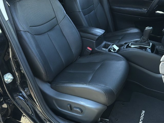Used 2019 Nissan Rogue SL w/ Premium Package FWD image 36