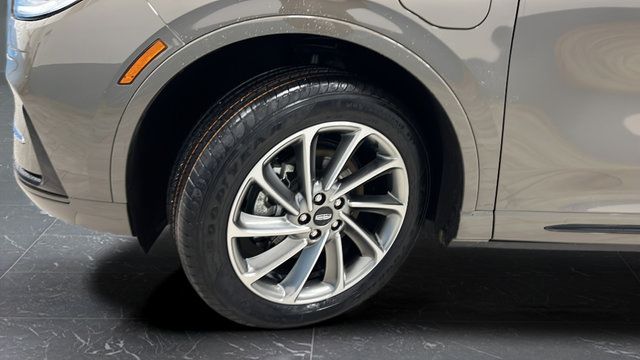 Used 2025 Lincoln Corsair Grand Touring AWD/4WD image 36